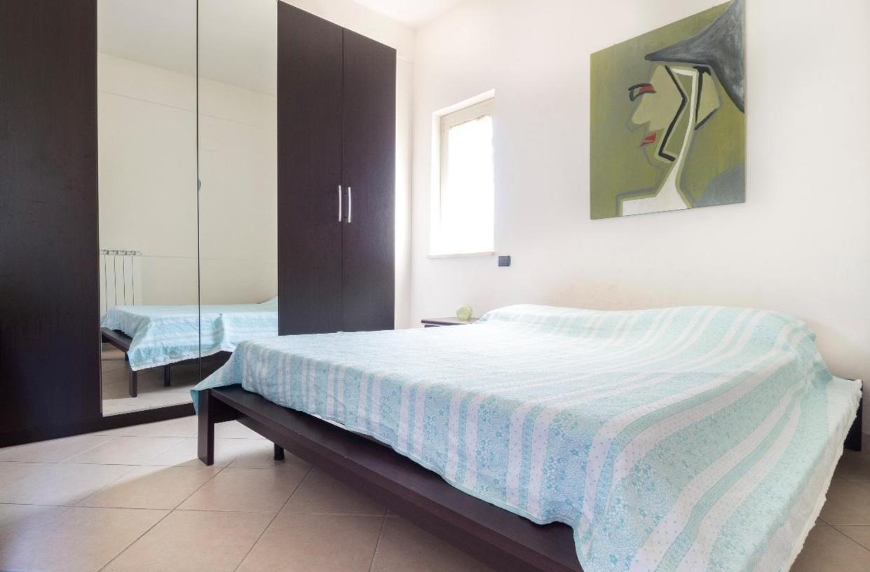 Cozy 55-M2 Flat Close To The Countryside In นาร์นี ภายนอก รูปภาพ